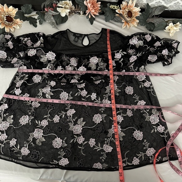 NEW $120 Alfani [ 2X ] Embroidered‎ Ruffle Illusion Top in Black Purple - Picture 2 of 12